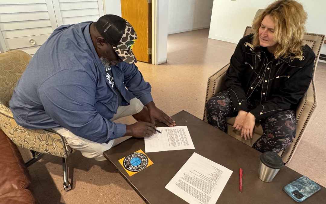 East Texas Bluesman EJ Mathews Signs with Legendary Delmark Records